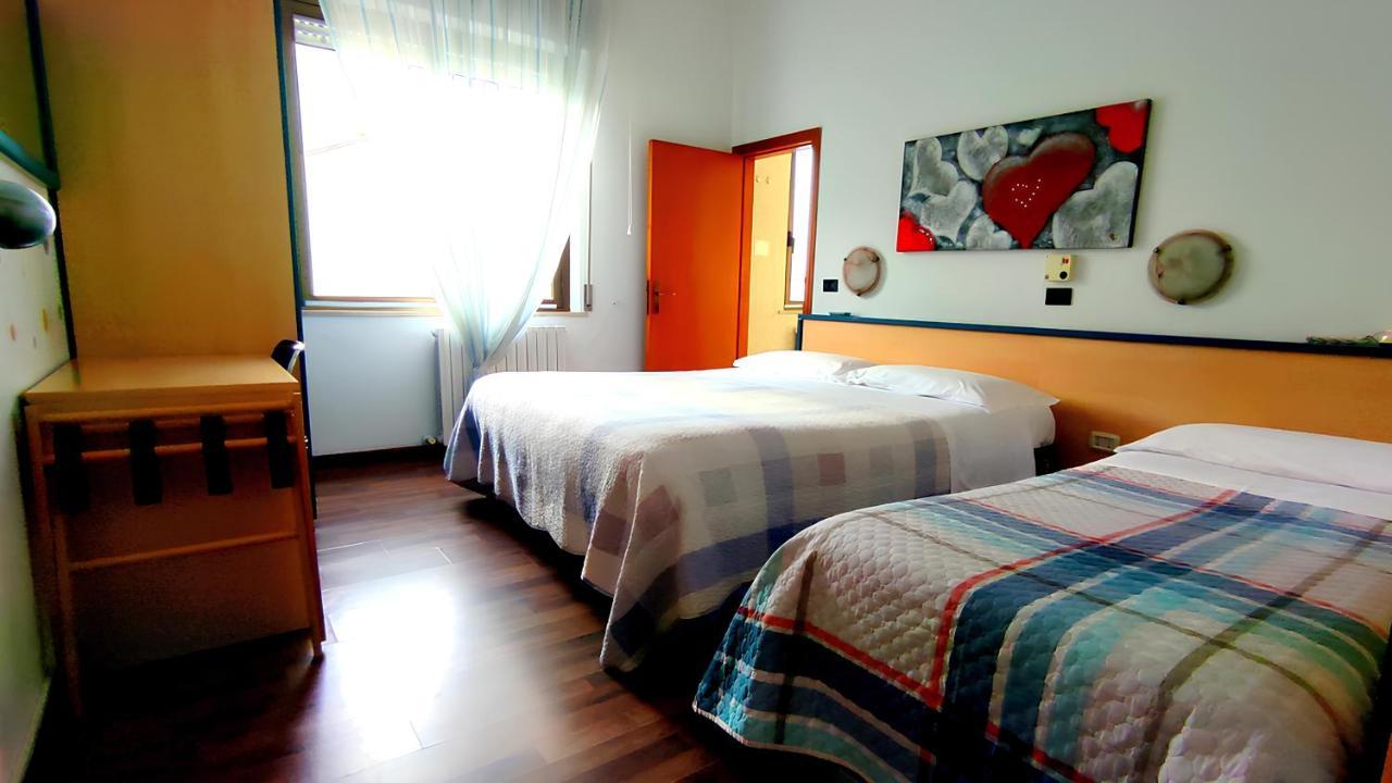 Birilli B&B ชิวิตาโนวา มาร์เค ภายนอก รูปภาพ
