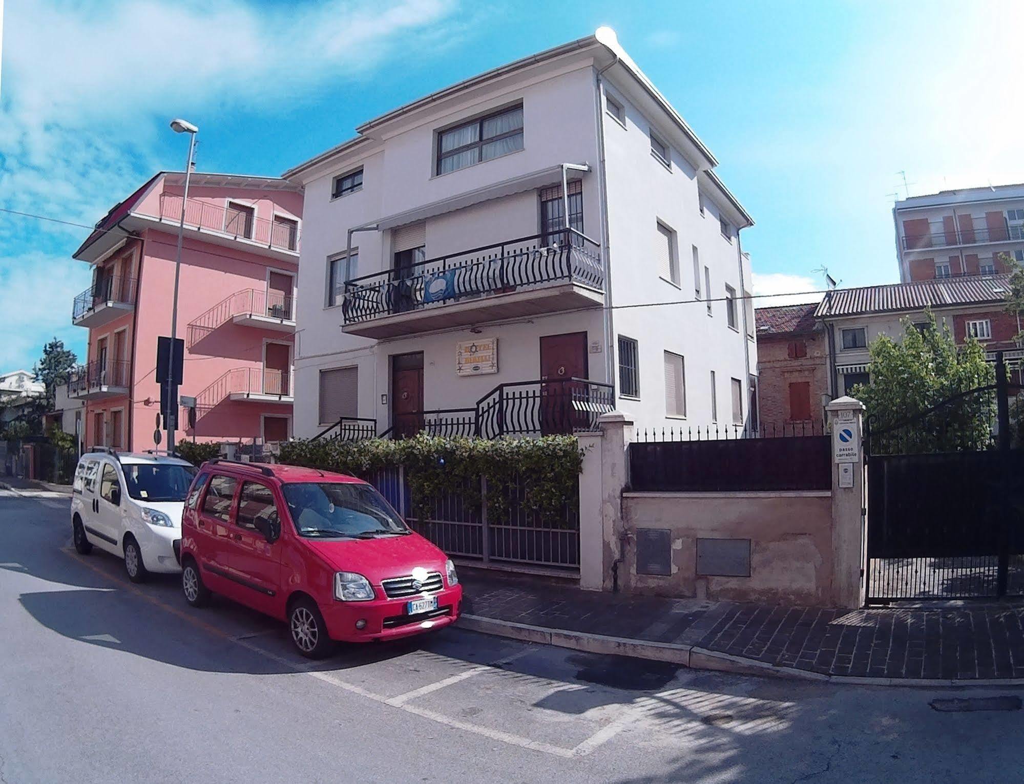 Birilli B&B ชิวิตาโนวา มาร์เค ภายนอก รูปภาพ